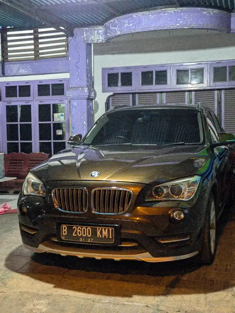BMW X1 (E84) sDrive18i xLine AT 2015