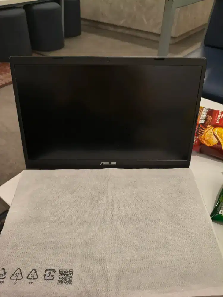 ASUS M415 ATHLON SILVER