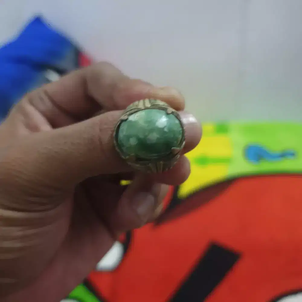 Batu cincin giok
