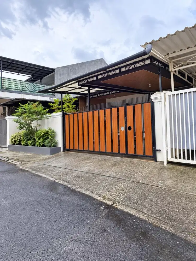 Dijual Rumah 1.5Lantai Di Banjar Wijaya Cipondoh