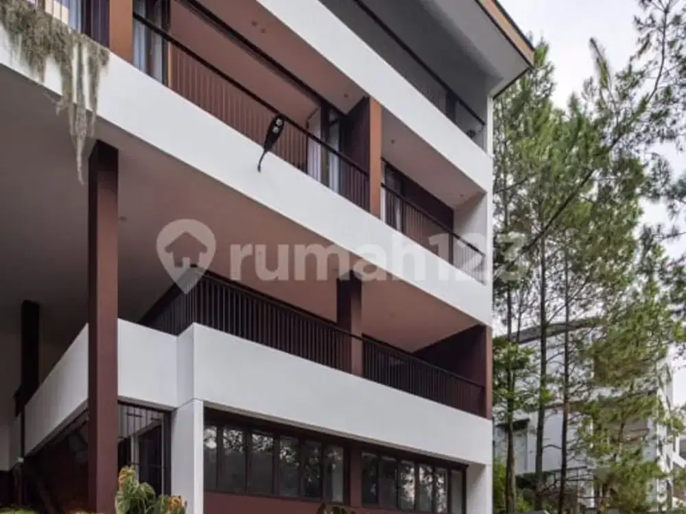 Dijual Rumah Villa Mewah 4 Lantai di Resort Dago Pakar Bandung