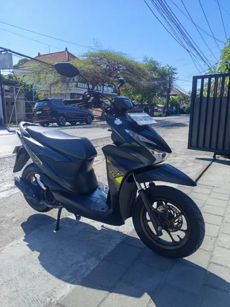 Beat street hitam Deva motor