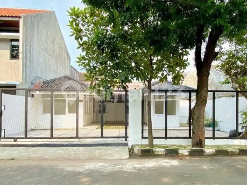 Dijual Murah Rumah 1 Lantai Exs Kantor di Sayap Bkr Bandung