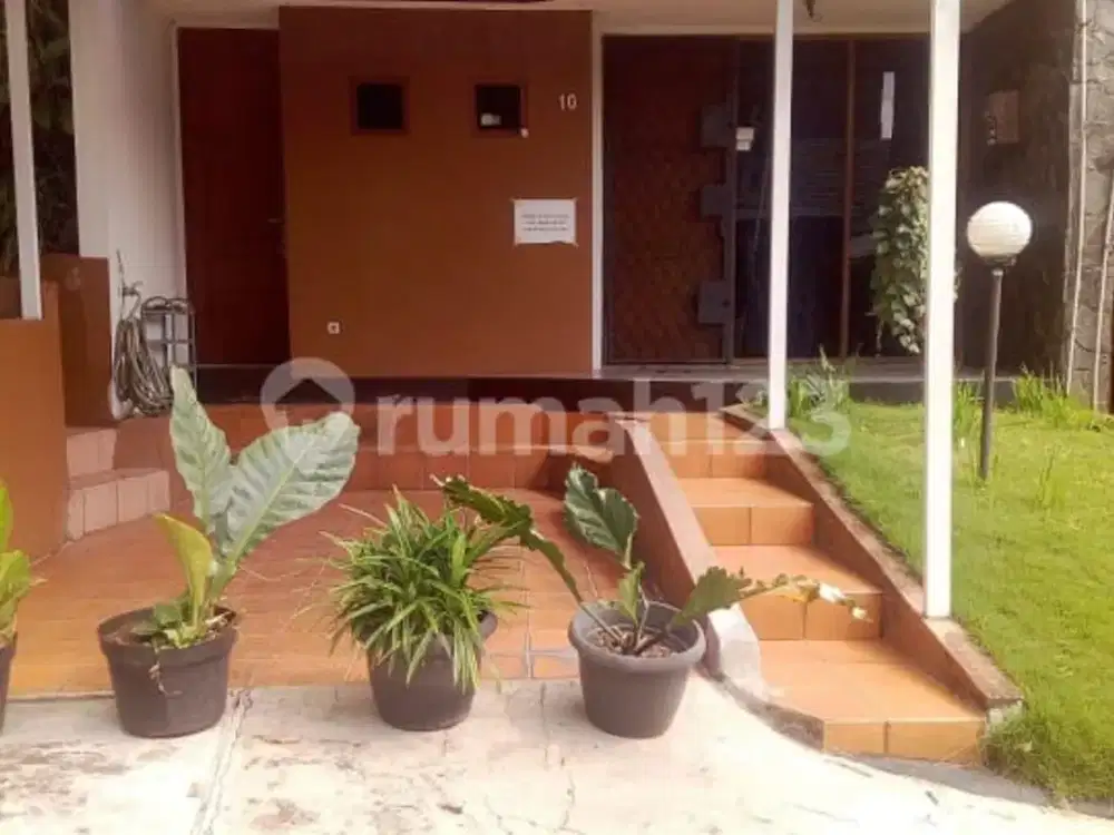 Dijual Rumah Siap Huni di Komplek Setra Duta Bandung Utara Dekat Exit Tol Pasteur Bandung