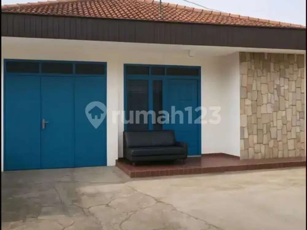 Dijual Rumah Hitung Tanah Cocok untuk Kos Kosan di Dago Bandung