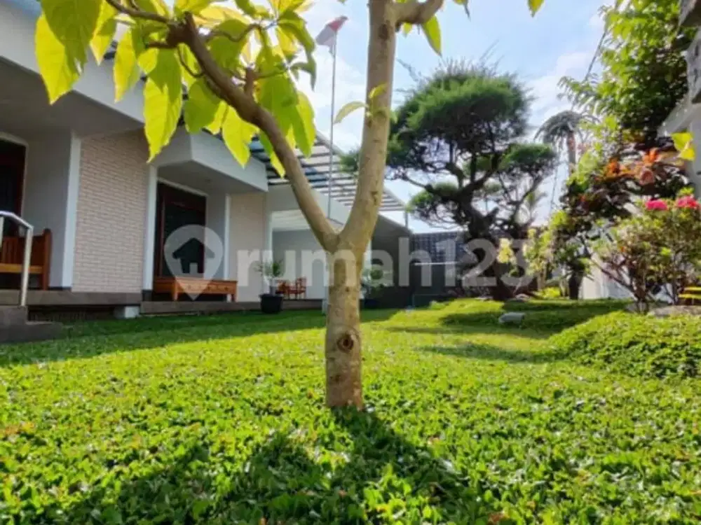 Dijual Rumah Eksklusif Siap Huni di Setrasari Kulon Dekat Tol Pasteur Bandung