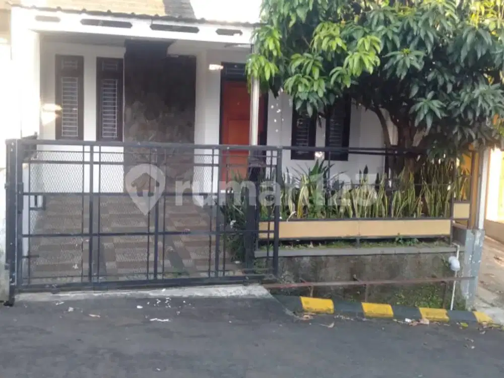 Dijual Rumah Siap Huni Full Furnished Dalam Cluster di Komplek Daerah Cimekar Cileunyi Kabupaten Bandung Dekat Pusat Pendidikan Jatinamgor dan Ex