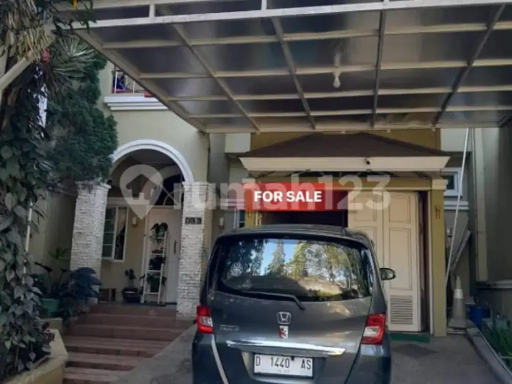 Dijual Rumah Siap Huni Dalam Komplek Istana Regency Pasteur Bandung