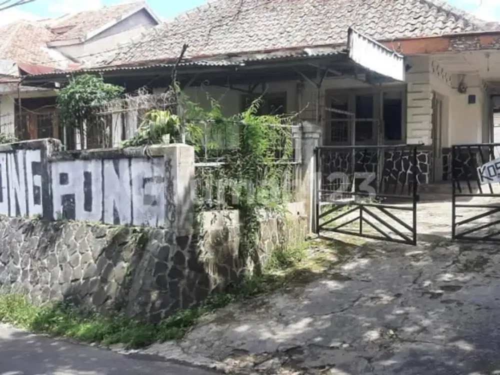 Dijual Cepat Rumah Lama Hitung Tanah di Cipedes Atas Gegerkalong Bandung Cocok untuk Dibangun Kosan