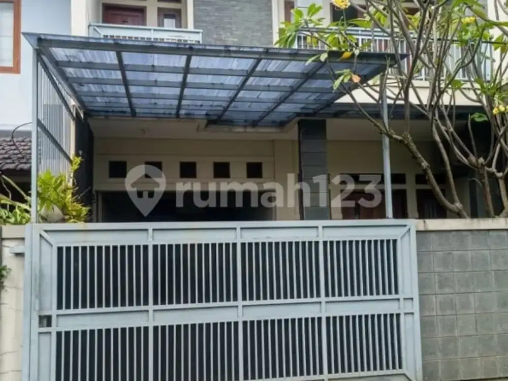 Dijual Rumah Siap Huni Full Furnish di Turangga Buah Batu Bandung