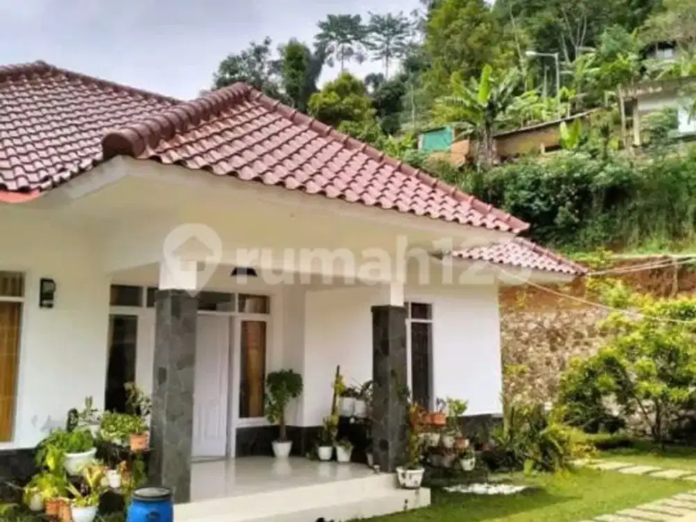 Dijual Villa Bagus Mekarmanik Cimenyan Bandung