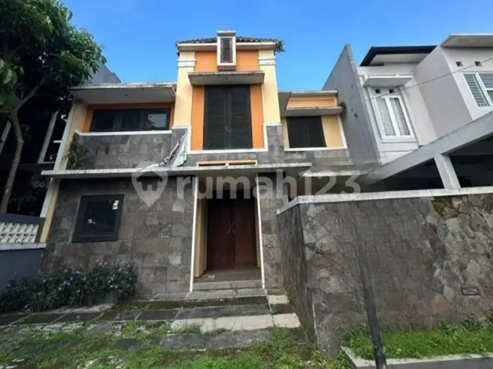 Dijual Cepat Rumah di Komplek Buah Batu Regency Bandung