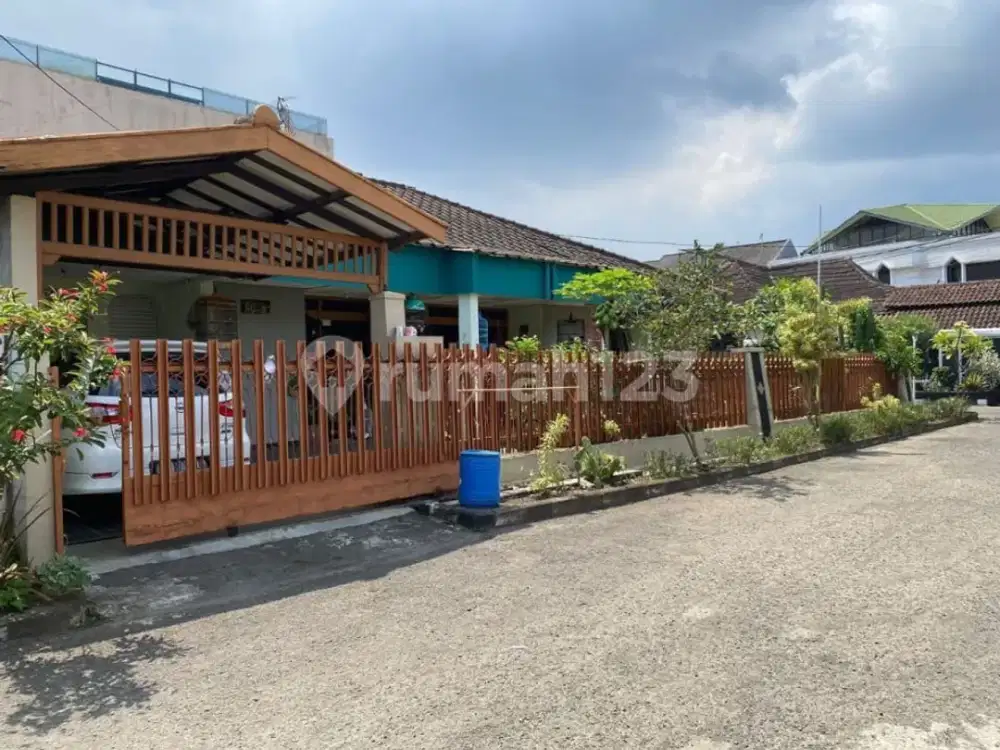 Dijual Rumah Hook Lokasi Bagus di Batununggal Soekarno Hatta Dekat Mayapada Bandung