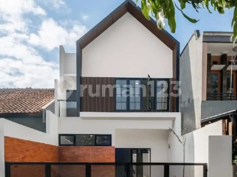 Dijual Rumah Baru 2 Lantai Modern Tropis dengan Konsep Open Space di Antapani Bandung