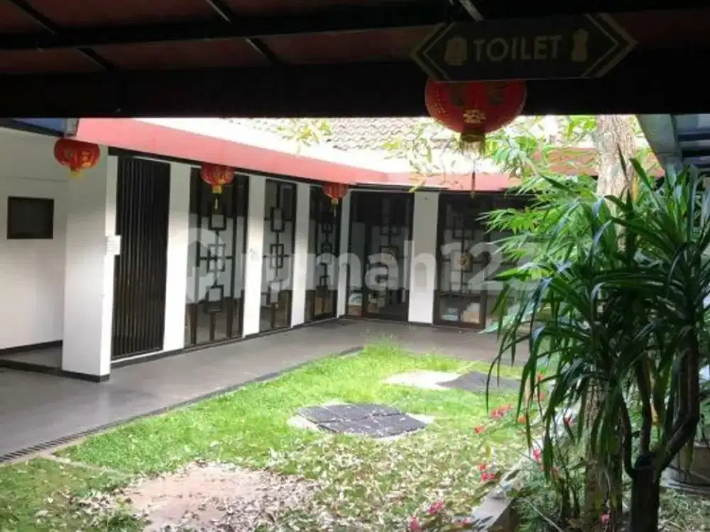 Dijual Gedung / Ruang Usaha Strategis Di Sayap Cipaganti Bandung