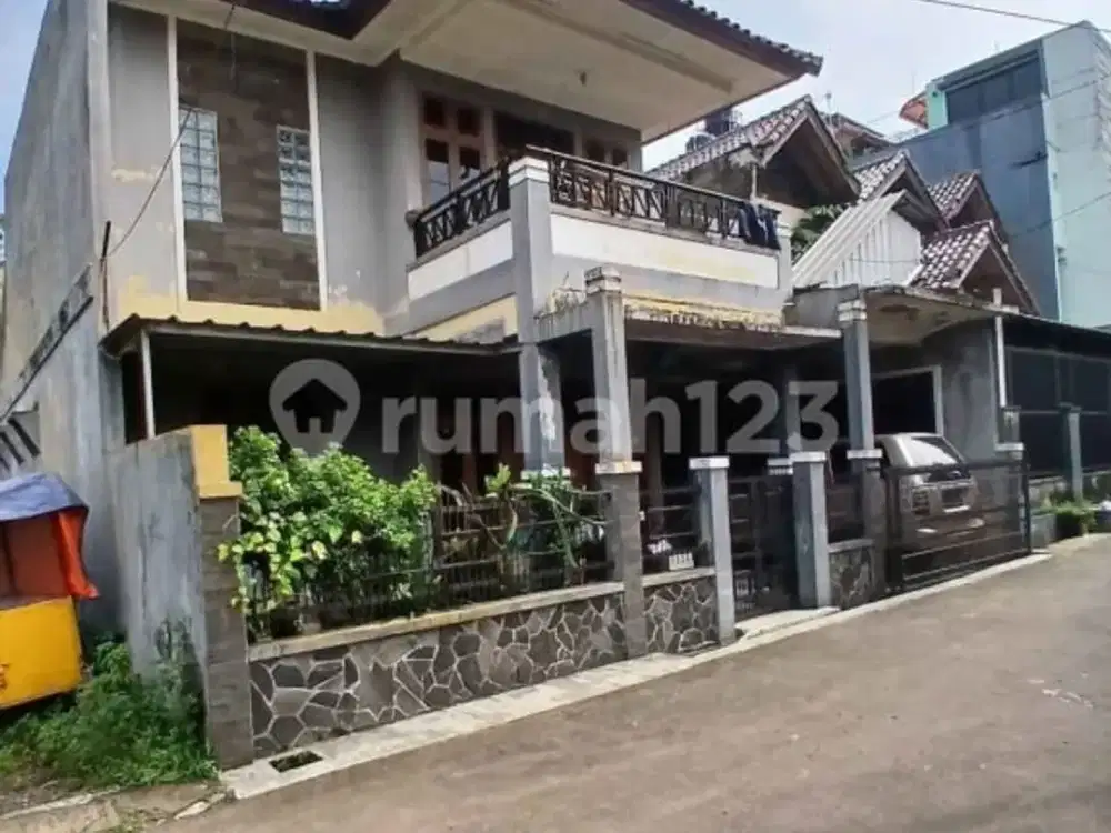 Dijual Rumah Dekat Kampus Stt Telkom Cocok untuk Rumah Tinggal Maupun Kosan di Terusan Buah Batu Bojongsoang Bandung