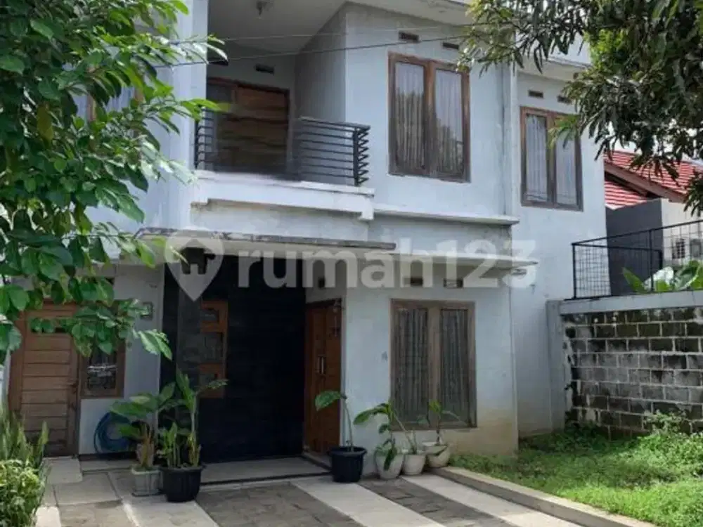 Dijual Rumah 2 Lantai Siap Huni Dalam Cluster One Gate di Antapani Bandung