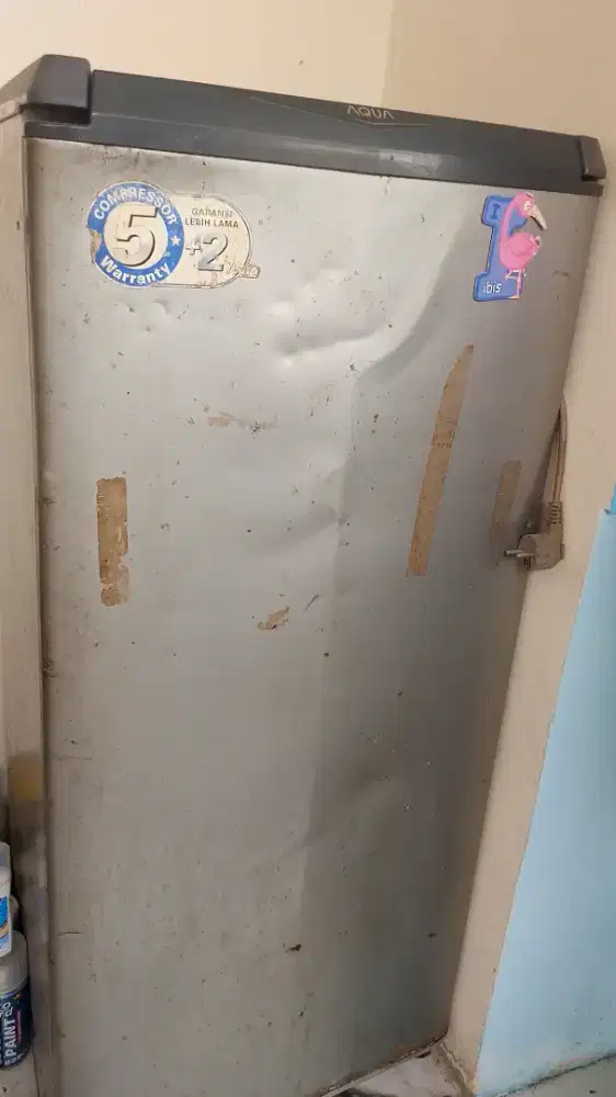 Kulkas 1 pintu merk Aqua