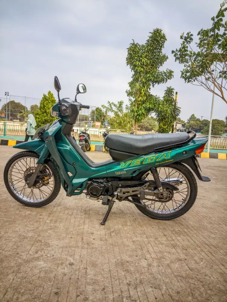 Yamaha Vega 1998 hijau KM low full original