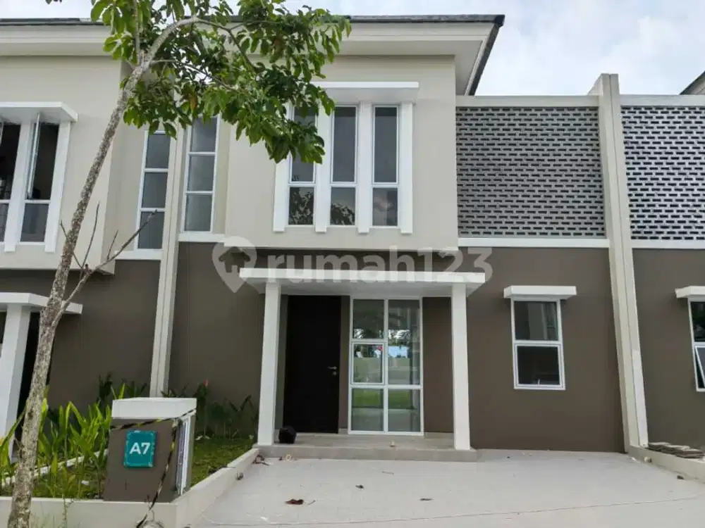 Dijual Rumah 2 Lantai Komplek Villa Tenayan Pekanbaru