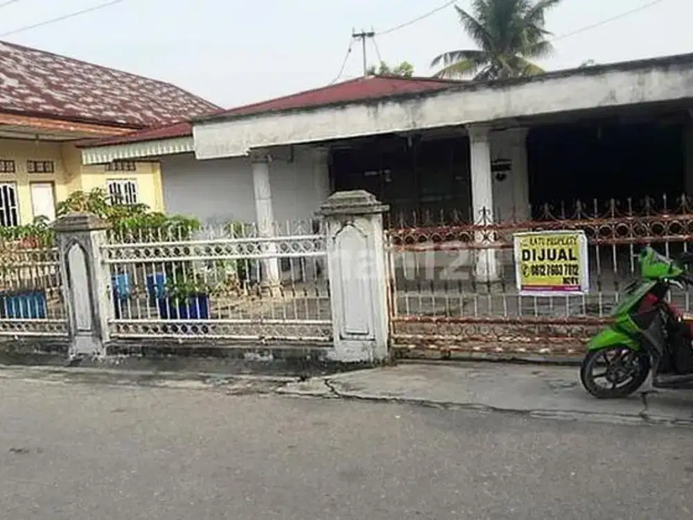 Dijual 1 Unit Rumah Bulatan Dan 3 Rumah Petak Jl. Lokan