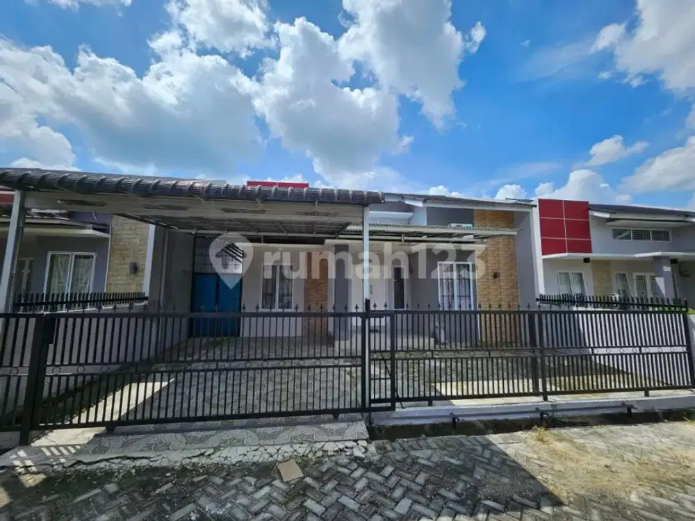 dijual rumah  3 kamar tidur jl. kapau sari ujung pekanbaru