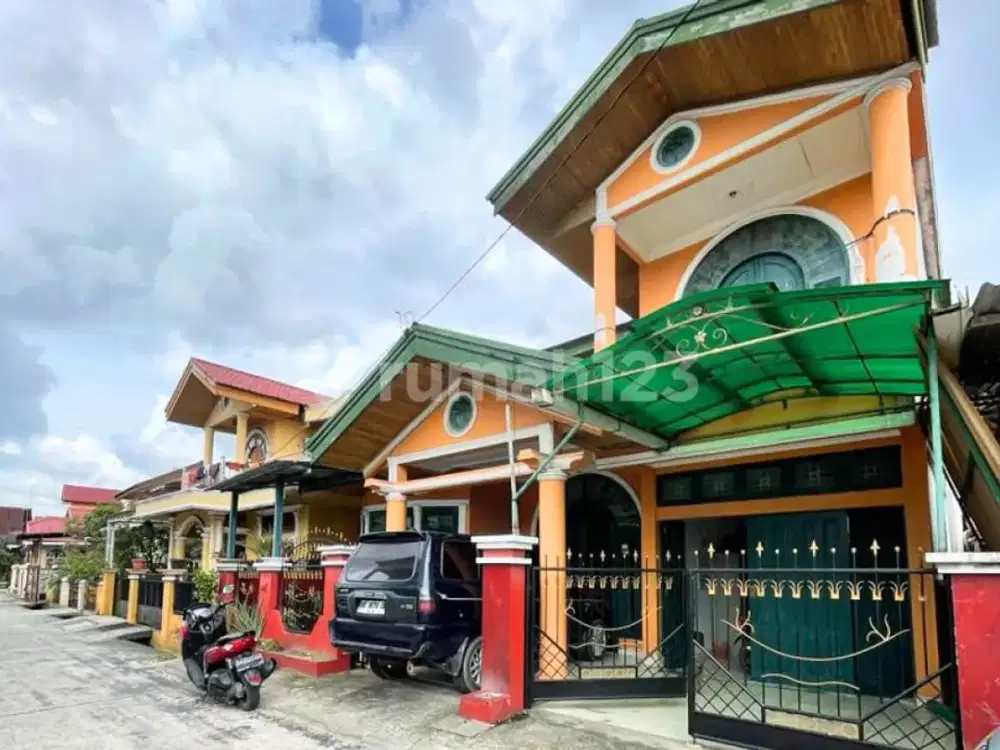 Dijual Rumah 2 Lantai Komplek Villa Permata Paus Pekanbaru
