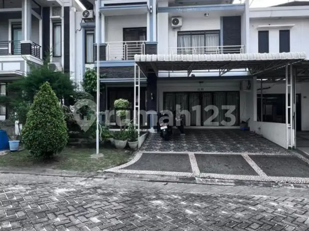 Dijual Rumah 2,5 Lantai Komplek Bella Vista Garden Cemara Pemda Pekanbaru