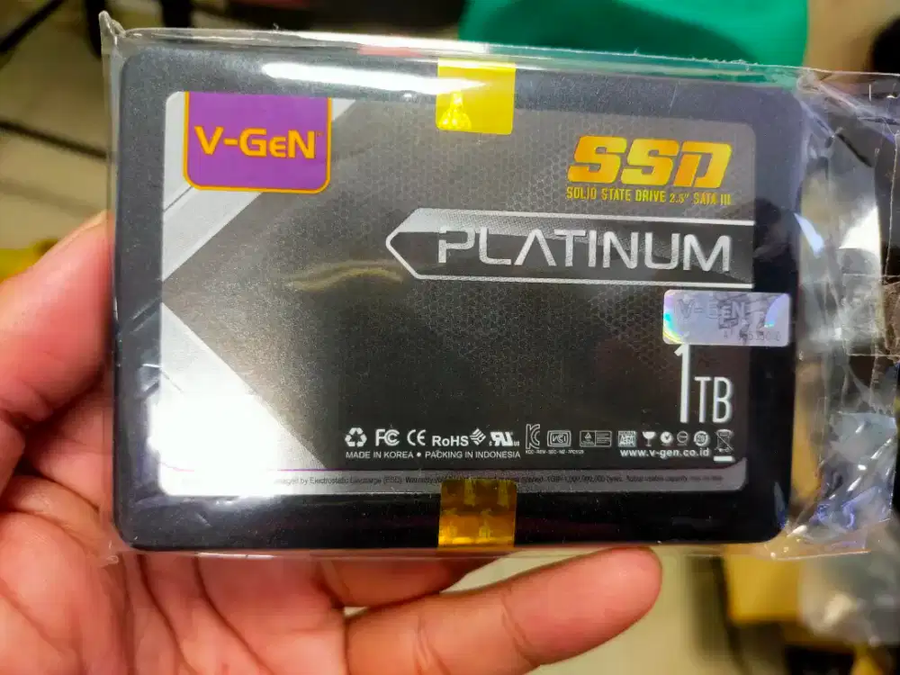 Dijual SSD sata Paltinum 1TB/1000GB Merk V-GEN sentinel 100% 100% segl