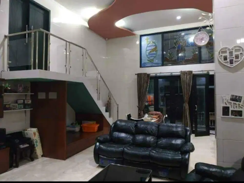 Dijual Rumah Siap Huni 2 Lt (Semi Furnished) didaerah Sumur Batu Jakarta Pusat Nego