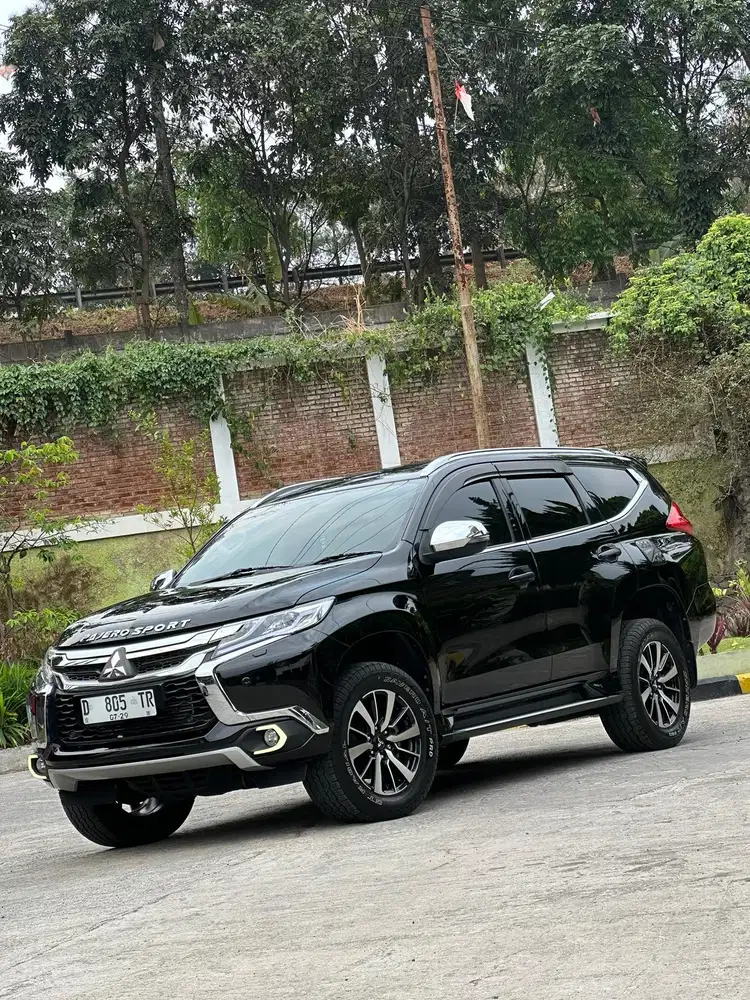 PAJERO SPORT DAKAR 2019 Istimewa