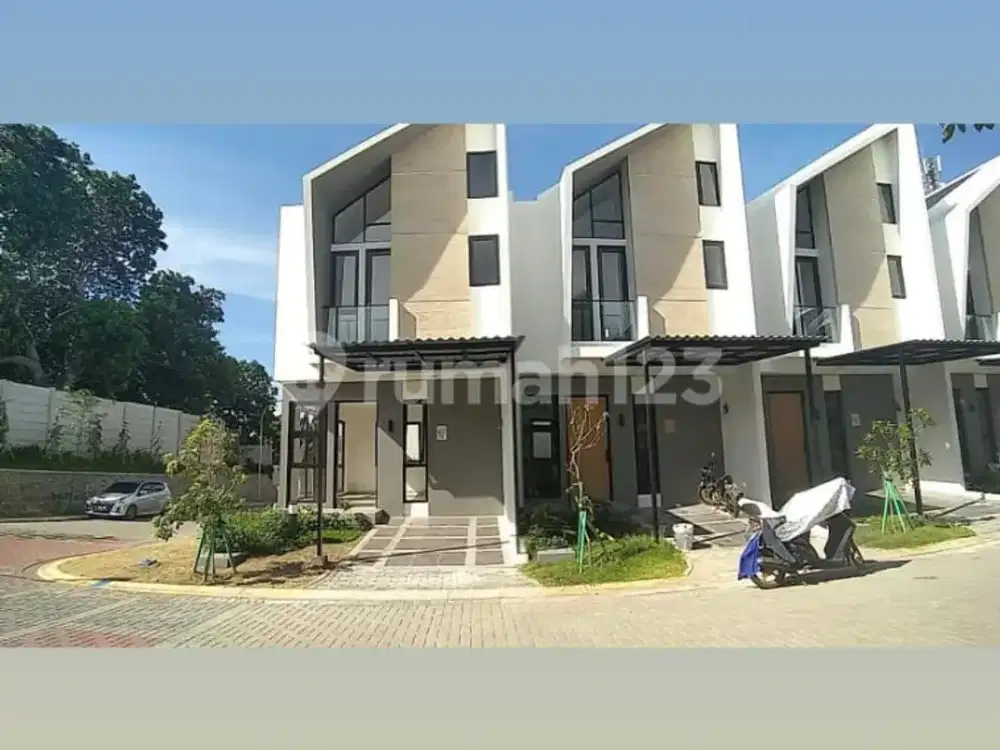Dijual Rumah di Cluster Provence Suite BSD City