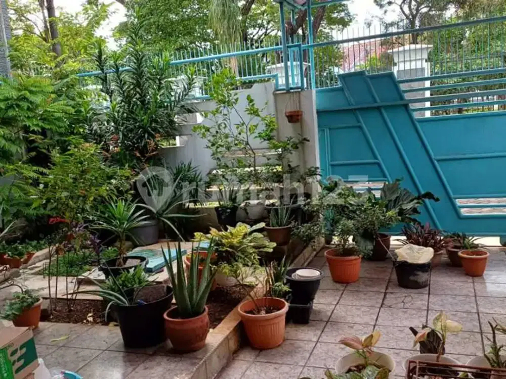 Dijual Rumah 2¼ Lantai di Semanan | Dekat Stasiun Rawa Buaya