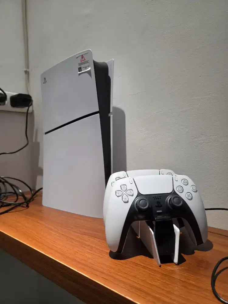 Playstation 5 digital slim 2026 . 2 dualsense controller