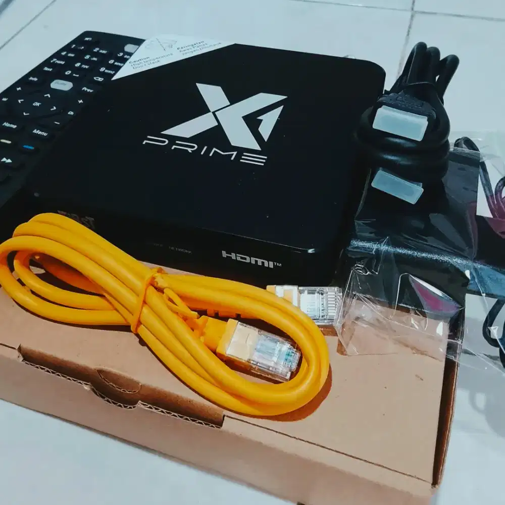STB Android TV Box RAM 2/8 GB ~ Fullset