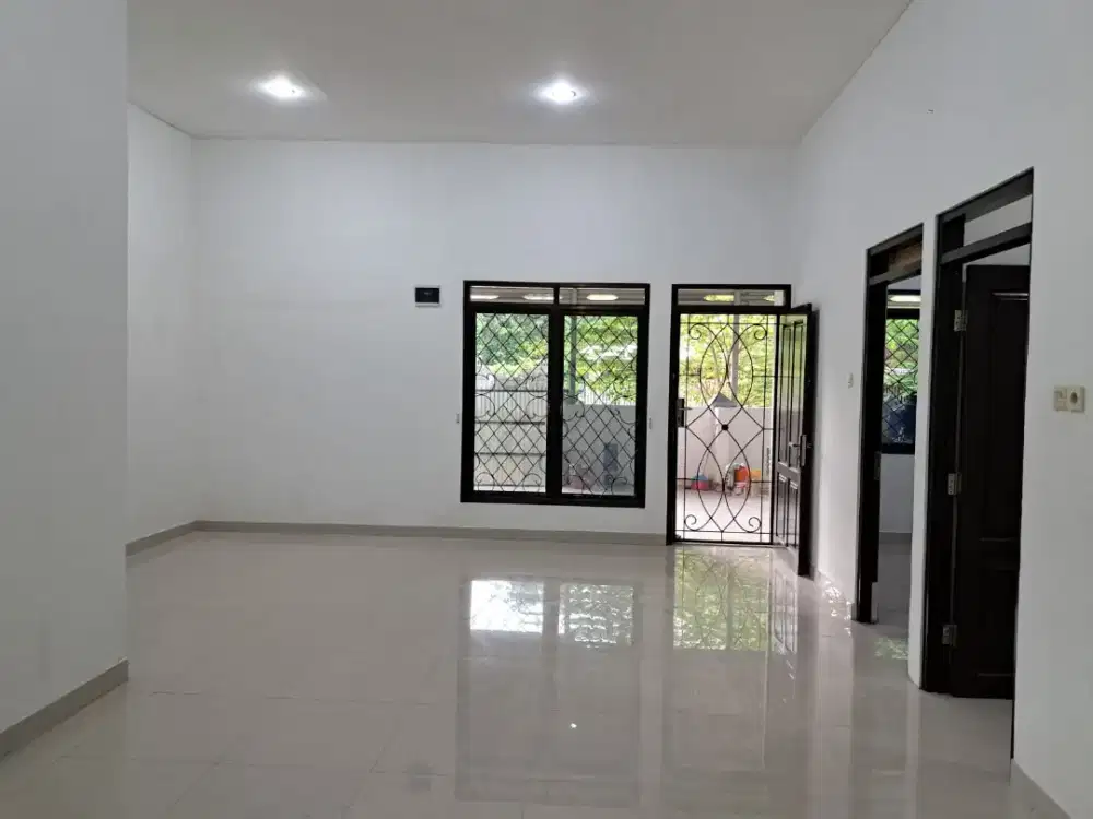 RUMAH DIKONTRAKAN PER TAHUN DI HARAPAN INDAH BEKASI