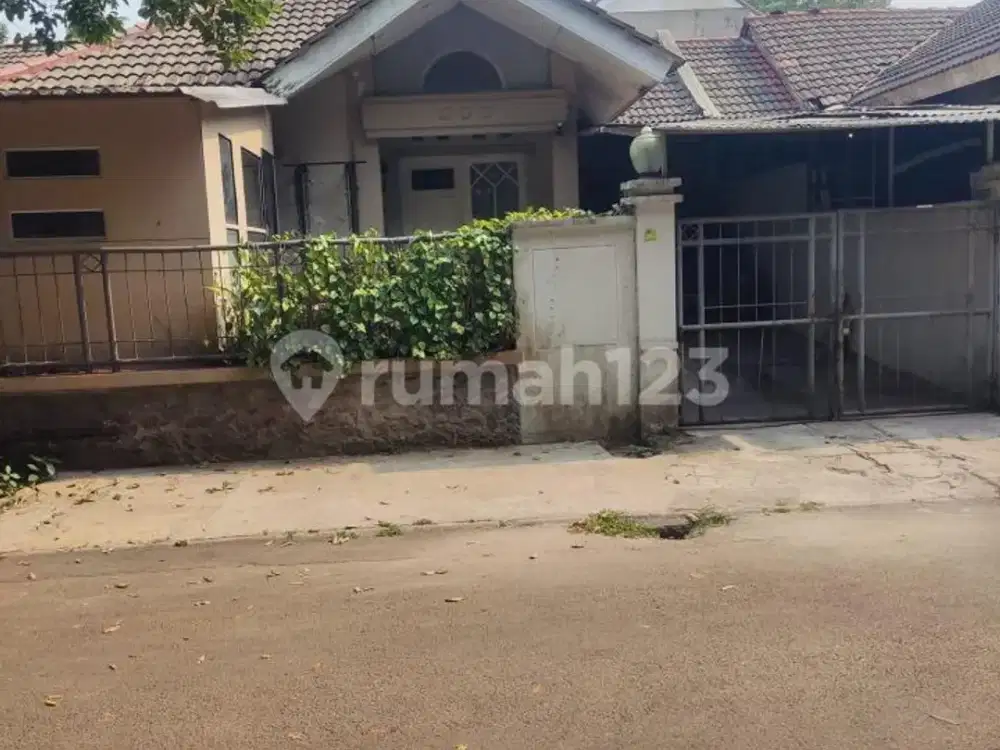 Dijual Murah! Rumah Standard di BSD Kencana Loka Sektor 12, Depan Fasum, Dekat Aeon & Ice BSD