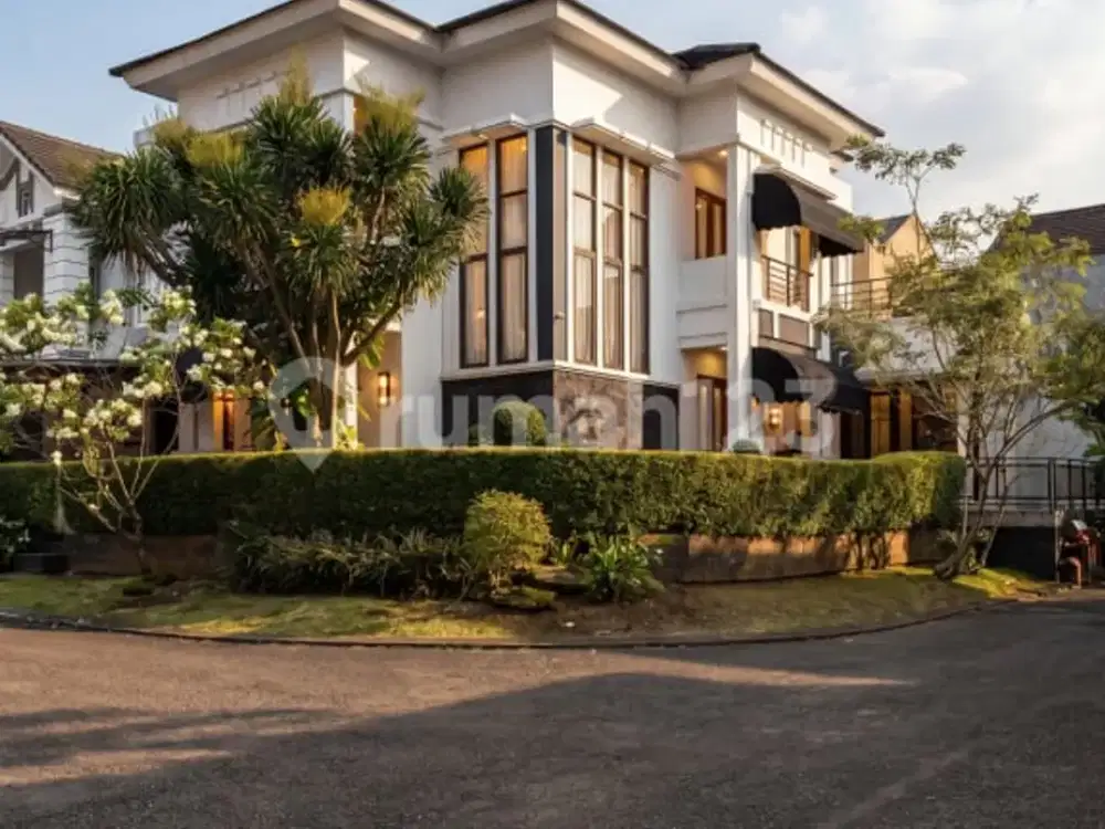 Dijual Rumah Cantik Corner Lot Siap Huni di Cluster Vineyard The Green BSD City