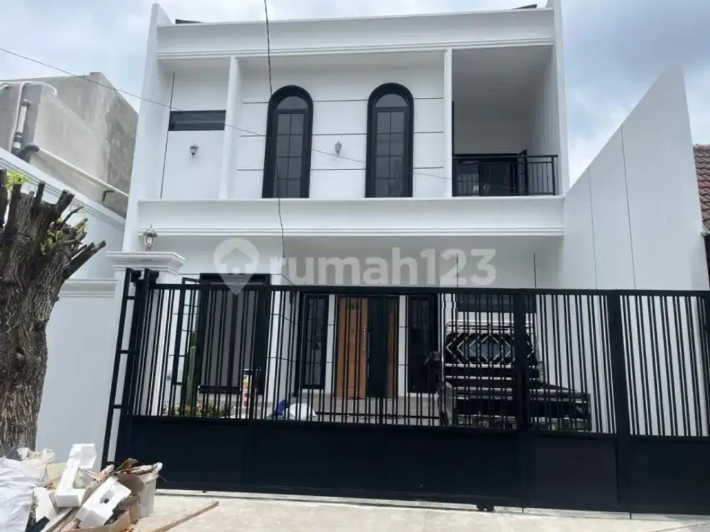Dijual Rumah Brand New Modern House Open Space Design BSD Nusaloka