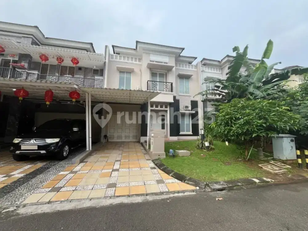 Disewakan Rumah Rapih -Semi Furnish, 4+1 di Paskal Scientia, Gading Serpong, Summarecon