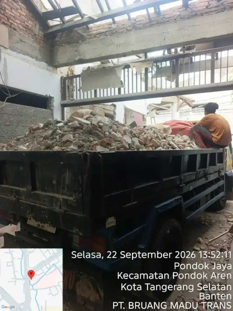 Jasa buang puing dan angkutan sampah