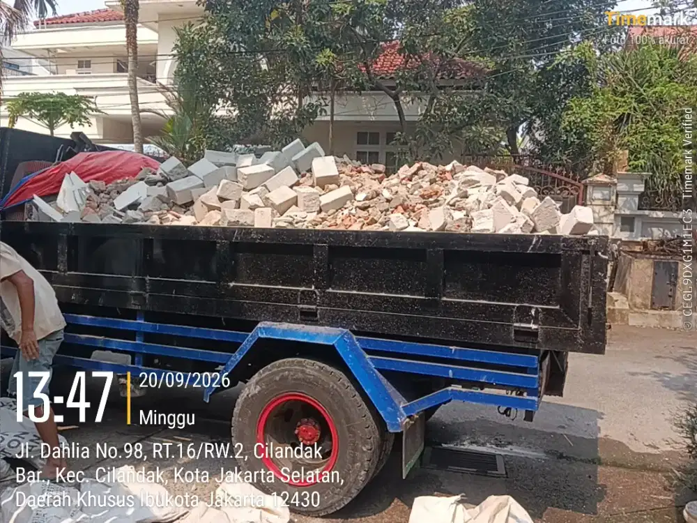Jasa buang puing dan angkut sampah