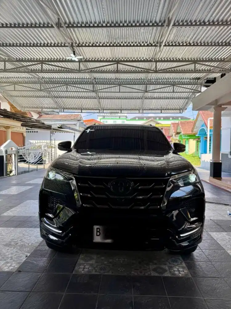 Fortuner GR 2.8 (2022)
