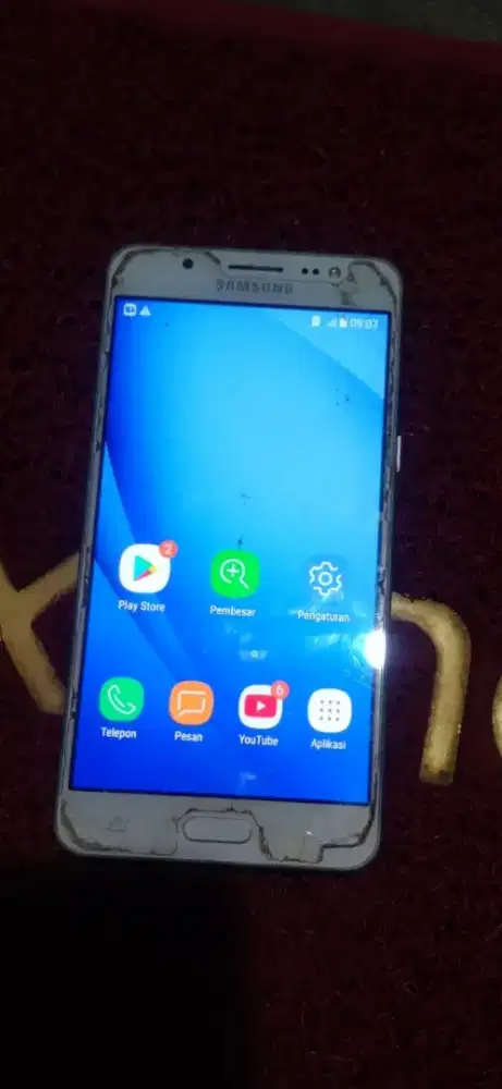 Samsung j5 duos 2016