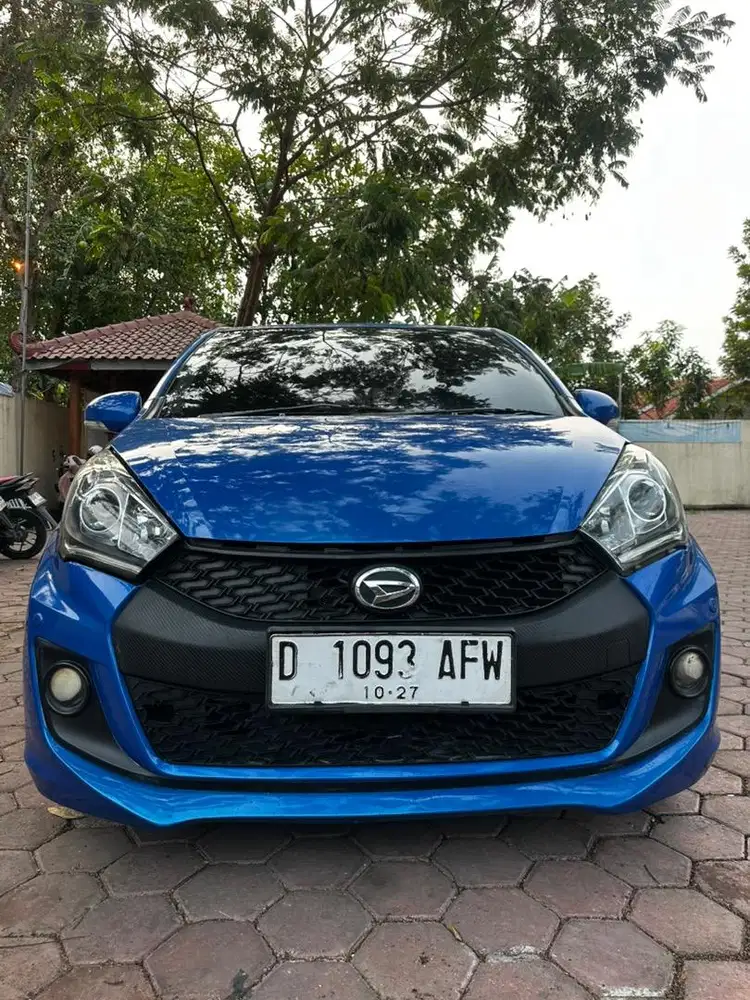 Bismillah dijual daihatsu sirion mobil enak manual
