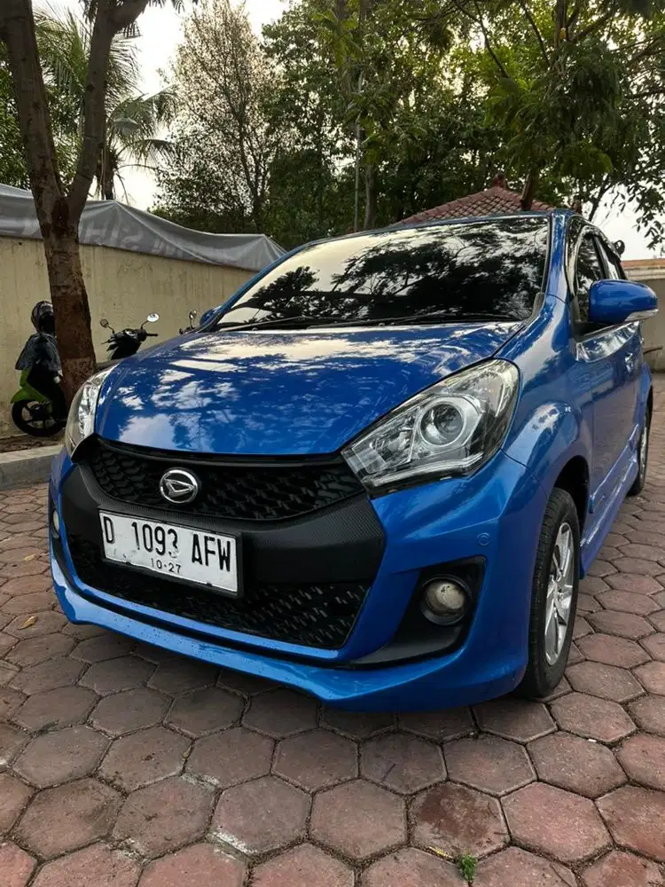 Bismillah dijual daihatsu sirion mobil enak manual