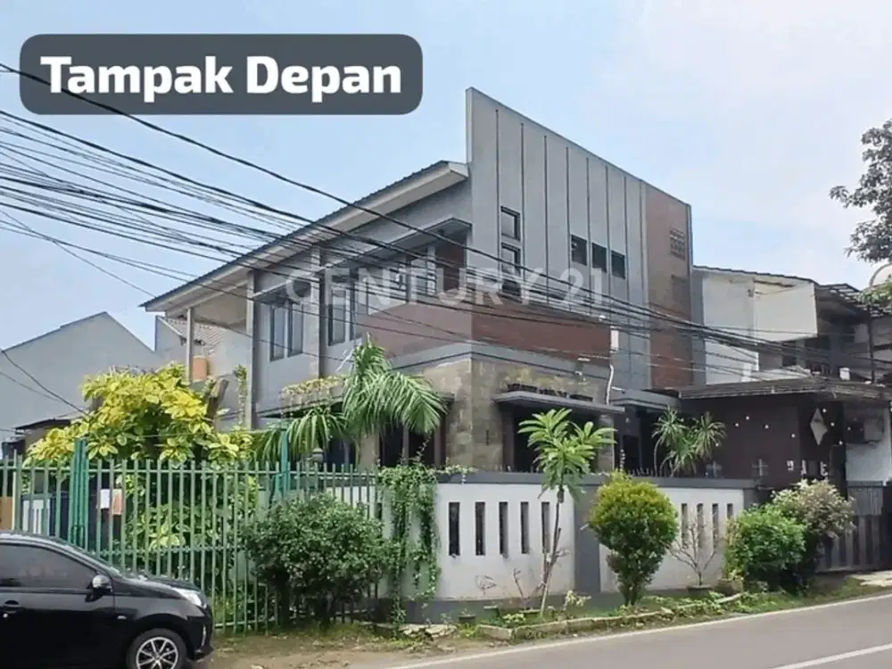 Rumah Dengan Tanah Luas Pinggir Jalan Raya