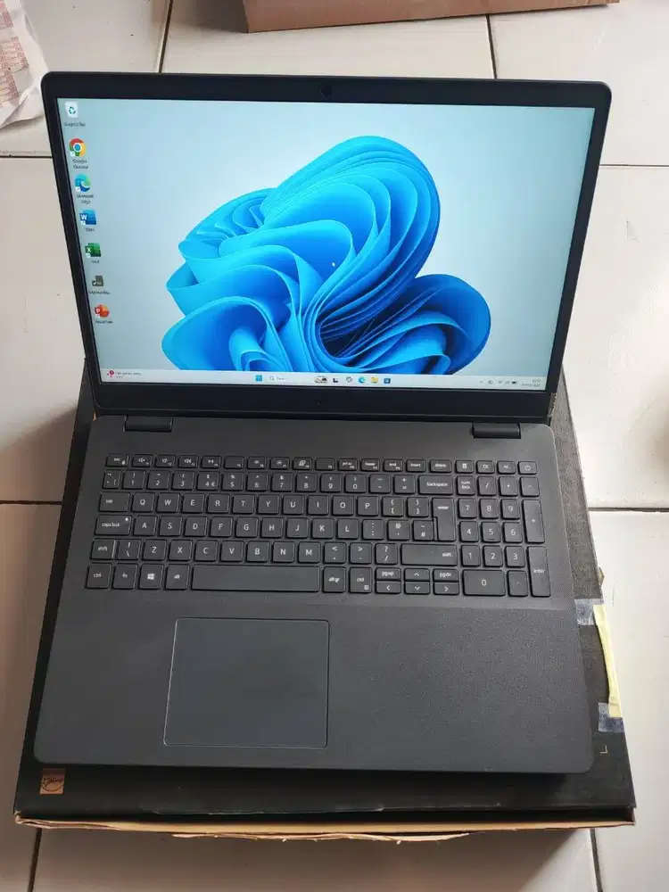 Dell Vostro 3500 Core I7-1165G7