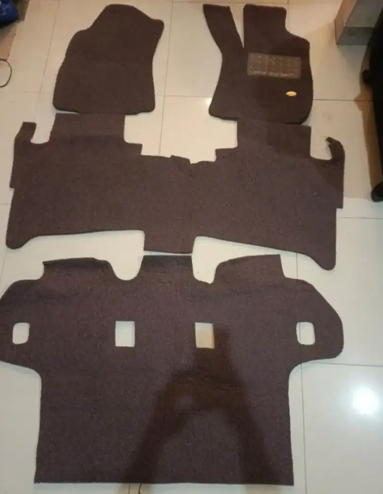 Karpet Fortuner VRZ 2017 Tahun 2019 1 Set 3 Seater 2018 Bihun Brown