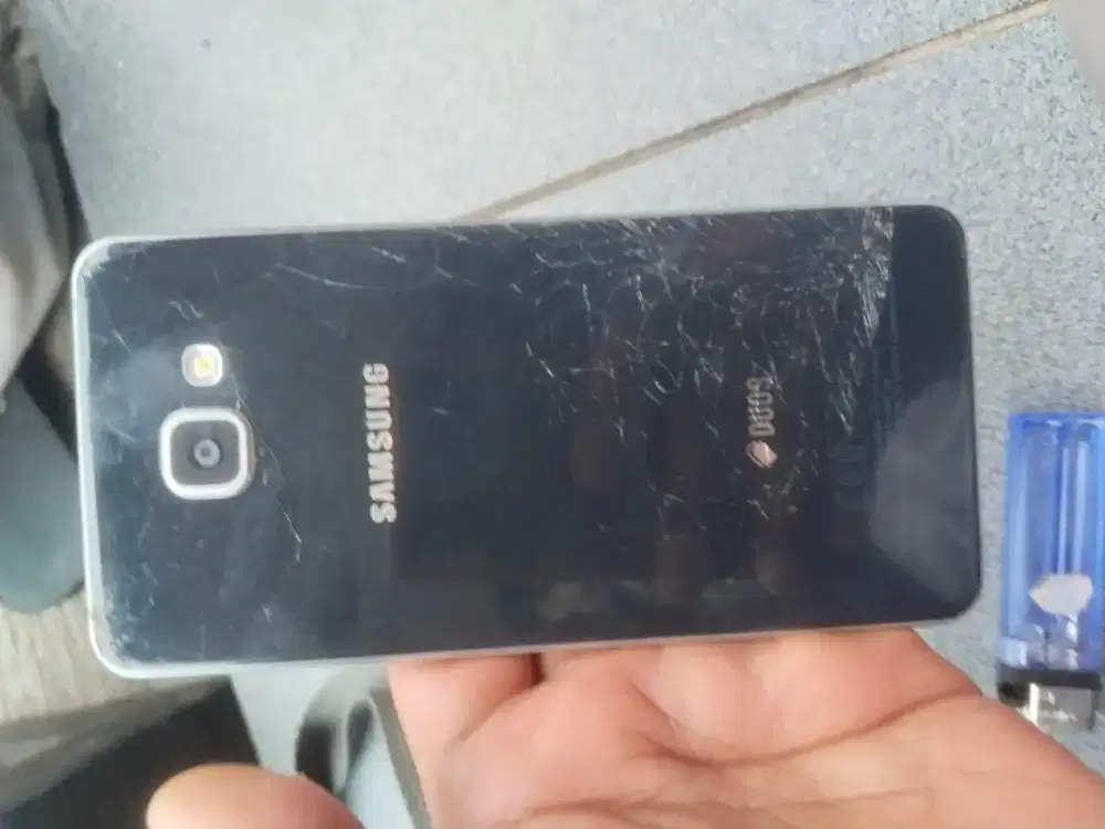 samsung a7 2016 ram 3/32